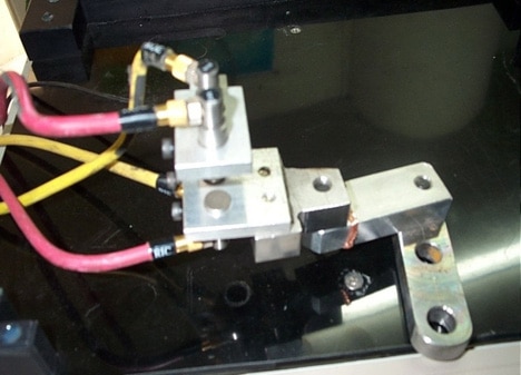 夹具中的相反探头