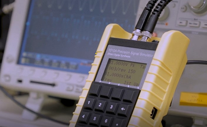 1510A便携式精密信号发生器